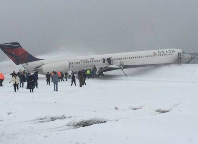 Delta Flight Skids Off Runway At LaGuardia Airport, Crashes Into A Fence