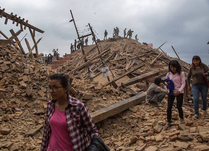 Nepal Earthquake Kills More Than 1,000, Causes Avalanche On Mount Everest