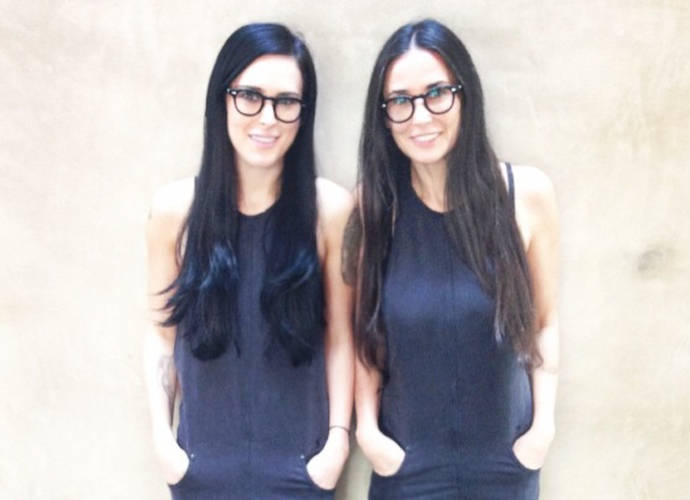 Rumer Willis Instagrams “#Twinning” Photo With Mom Demi Moore