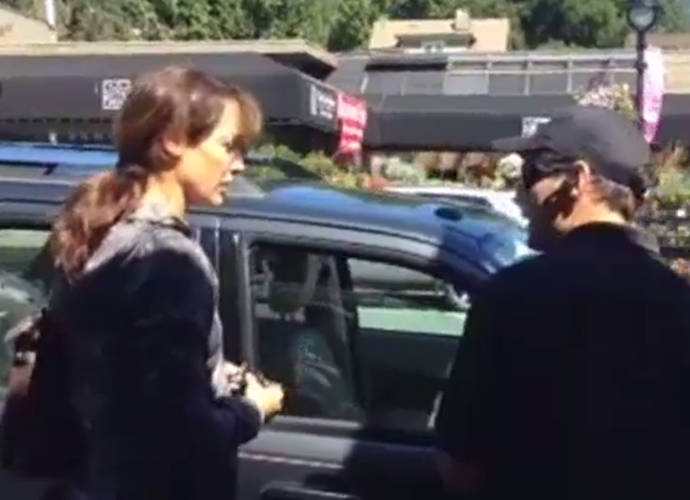 Jennifer Beals Confronted For Leaving Dog In Car, Addresses Criticism