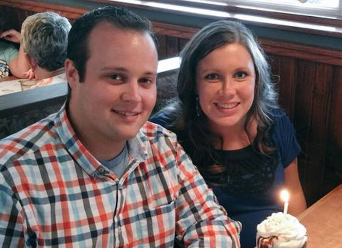 Josh Duggar Admits He Cheated On His Wife, Says He’s “The Biggest Hypocrite Ever”