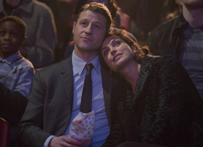 Ben McKenzie And Morena Baccarin Welcome A Baby Girl