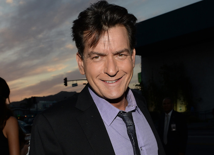 Charlie Sheen Speaks Out About HIV-Positive Status, Did Not Give Disease To Brooke Mueller Or Their Twins