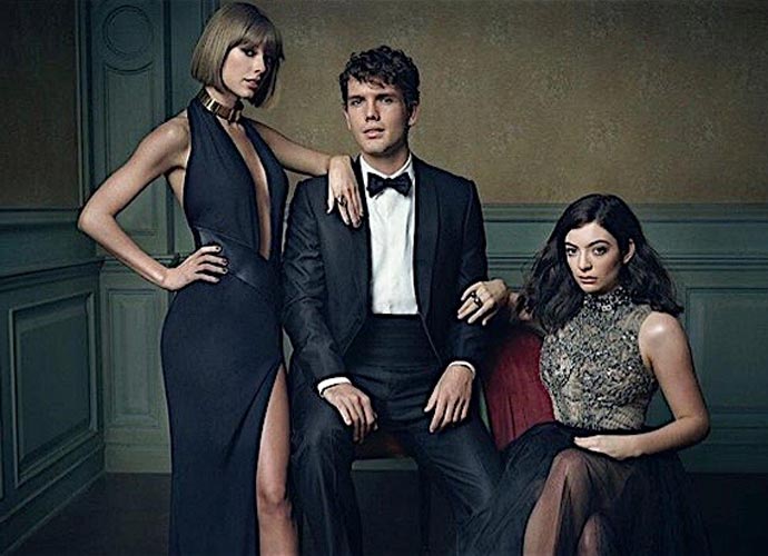 Taylor Swift And Austin Swift Share ‘Vanity Fair’ Oscars After-Party Photo