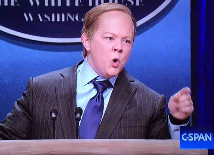 Sean Spicer Reacts To Melissa McCarthy’s ‘SNL’ Impression