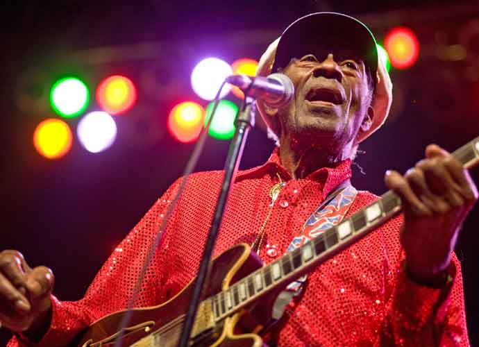 Chuck Berry, Legendary Rocker, Is Dead At 90