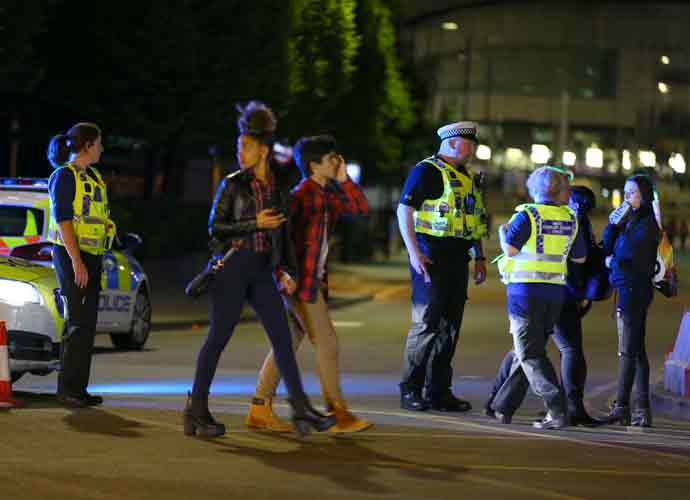Ariana Grande Concert Terrorist Attack: 19 Dead, 50 Injured, Suicide Bomber Suspected [VIDEO FOOTAGE]