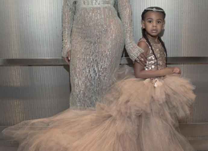 Blue Ivy Carter, Beyoncé & Jay-Z’s Daughter, Rocks $1800 Designer Bag At All-Star Game [PHOTOS]