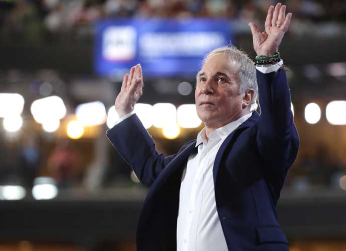 After Suffering From Hearing Loss, Paul Simon Says He May Never Perform Again