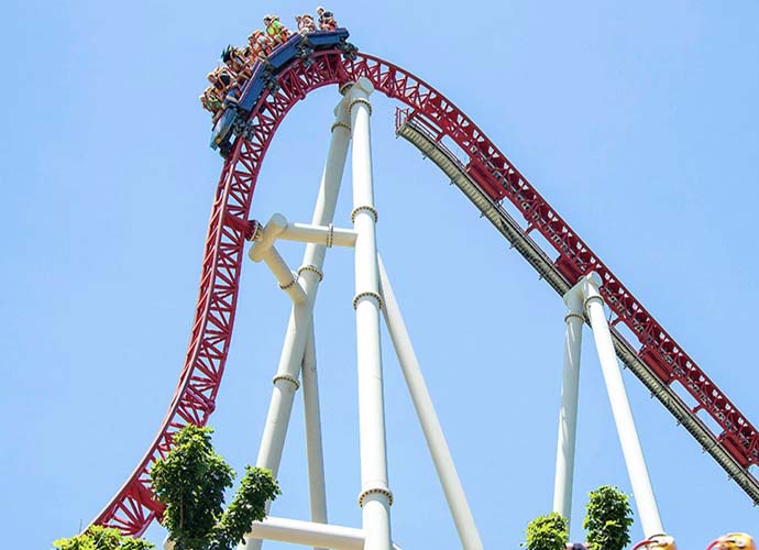 Man Injured By Flying Cell Phone On Cedar Point Roller Coaster