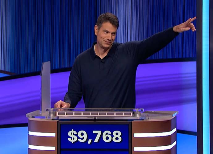 ‘Jeopardy!’ Contestant Aaron Craig Shamed By Fans For Bad Sportsmanship