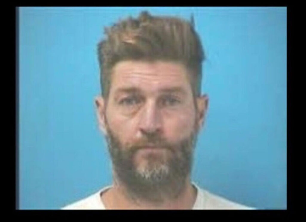 NFL Star Jay Cutler Arrested For DUI & Gun Charges In Tennessee After Attempting To Flee The Scene Of Car Crash