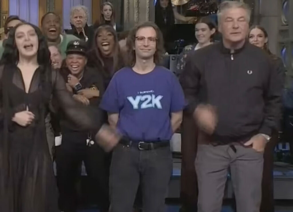 Alec Baldwin Mocked After Leaving Zipper Down On ‘Saturday Night Live,’ Fans Call It Hillarious  ‘Senior Moment’