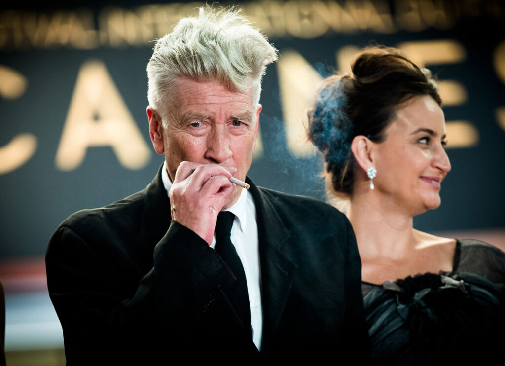 After 68 Years Of Smoking, David Lynch Now Needs Oxygen To Walk, But Says He ‘Doesn’t Regret’ The Habit