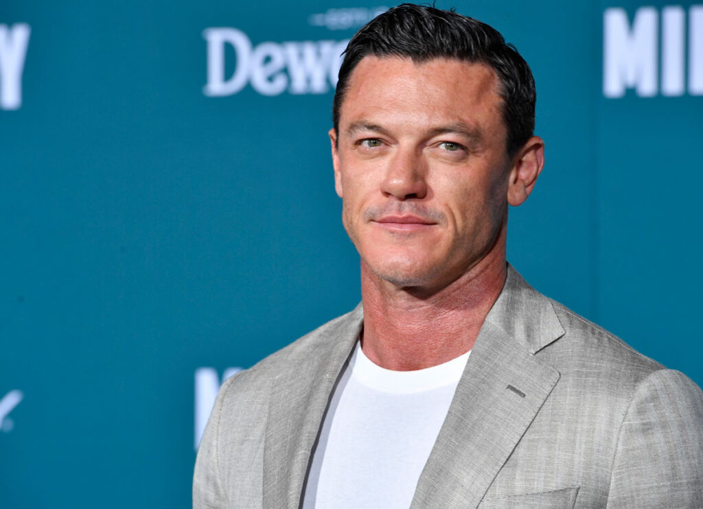 Hunky ‘Fast & Furious’ Star Luke Evans Says He Feels Insecure About His Body: Tells Himself ‘You Don’t Look Good Enough!’