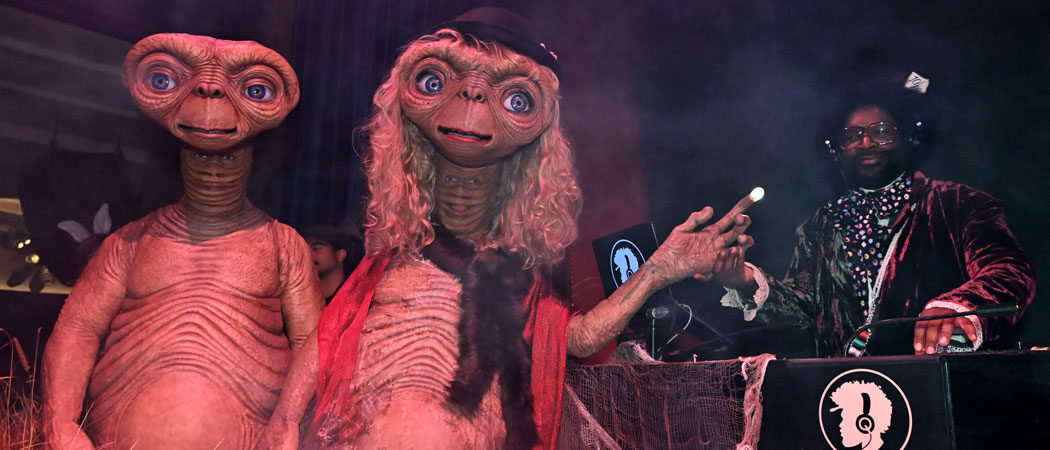 Heidi Klum Dresses Up As E.T. For Halloween, Taking Tradition To The Next Level