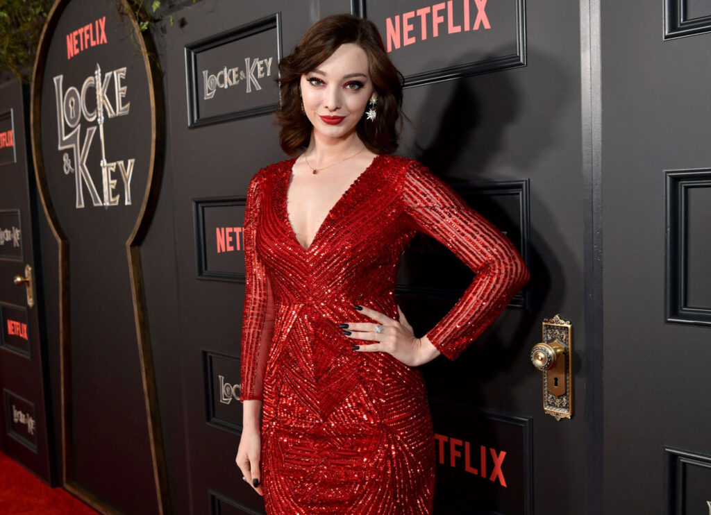 ‘Oppenheimer’ Actor Emma Dumont Comes Out As ‘Transmasculine Nonbinary’