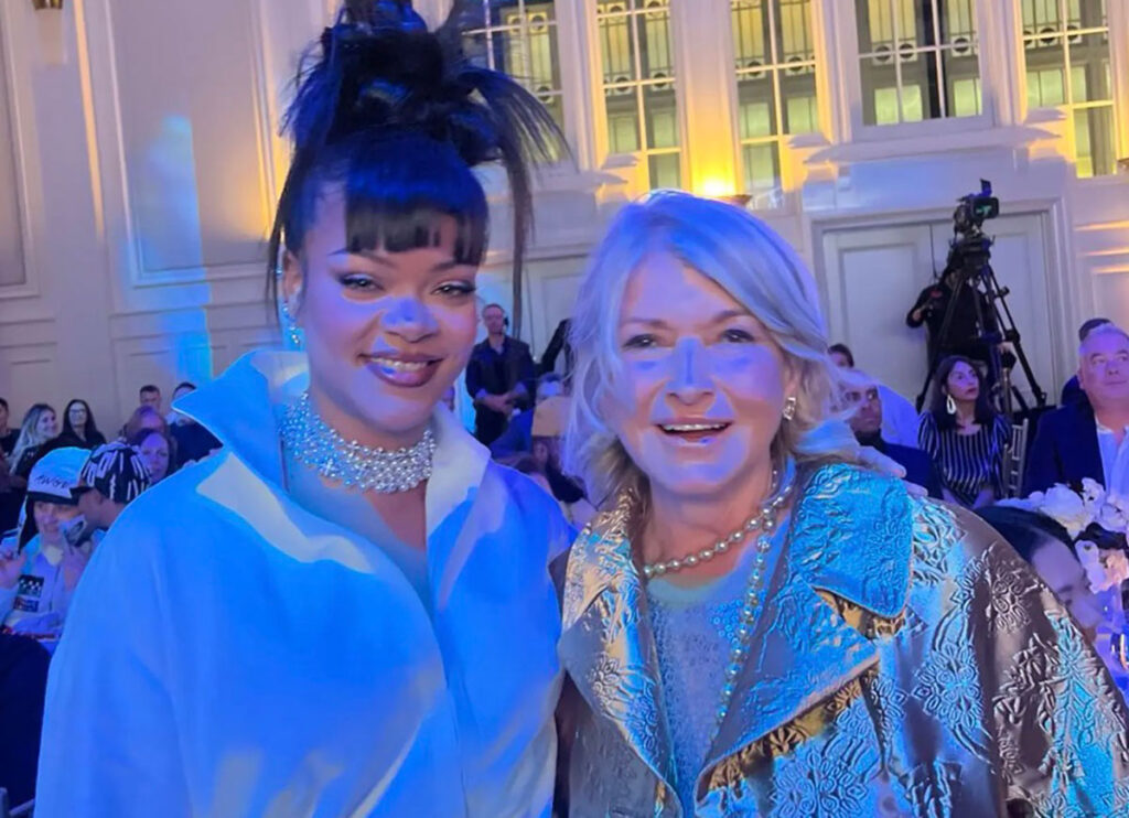 Martha Stewart Fangirls Over Fellow Billionaire Rihanna At Awards Show – And Asks For A Selfie