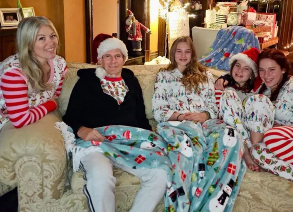 After Brain Tumor Diagnosis, Michael Bolton Shares Family Holiday Photo