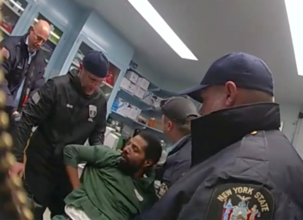 VIDEO: New York Prison Officers Beat Handcuffed Prisoner Robert Brooks Before Death, Footage Shows