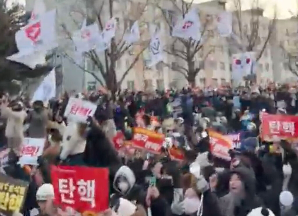 VIDEO: Crowd In Seoul Cheers After South Korean Parliament Votes To Impeach President Yoon Suk Yeol 