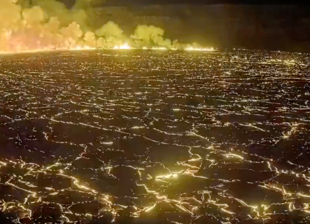 VIDEO: Stunning Time-Lapse Shows Lava Fountains & Flows As Kilauea Volcano Erupts