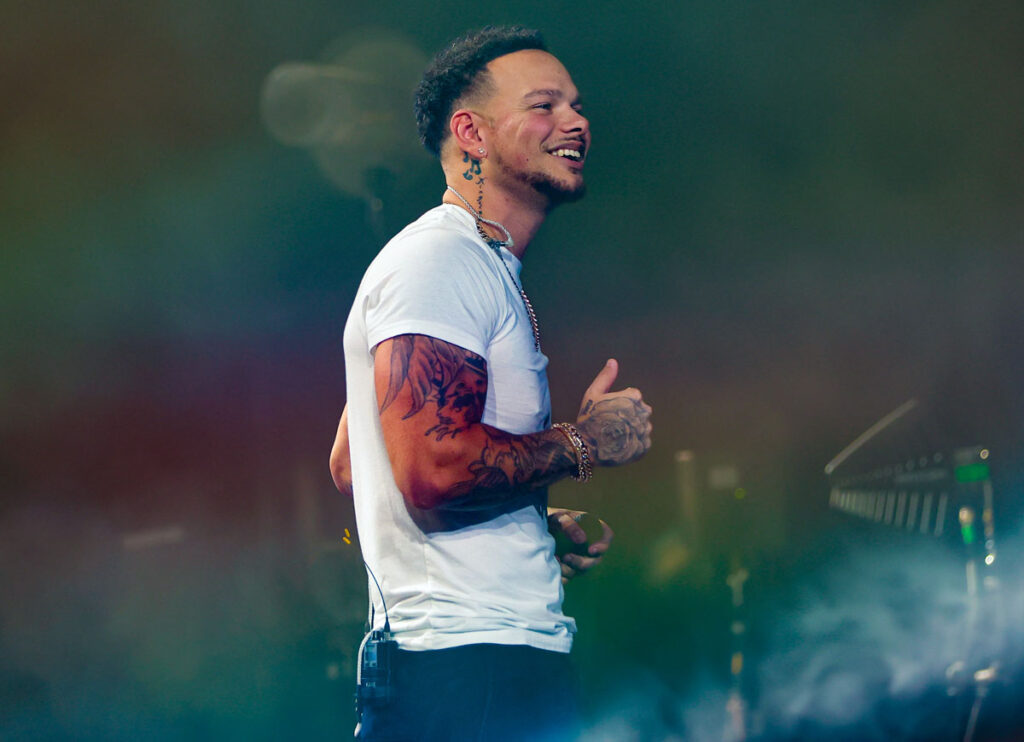 Kane Brown Prepares For 2025 ‘The High Road’ Tour – Setlist & Ticket Info