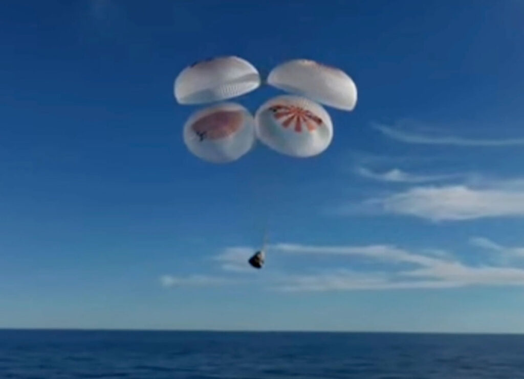 VIDEO: Stranded NASA Astronauts Splash Down Off Florida’s Gulf Coast