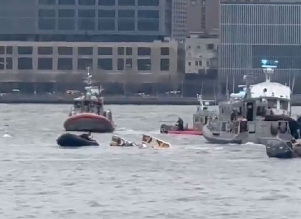 VIDEO: Helicopter Wreckage Seen In Hudson River Following Crash