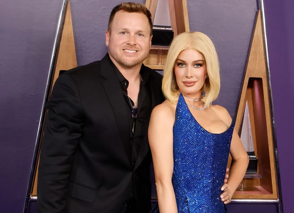 Heidi Montag Mocked For ‘World’s Worst Wig’ At American Music Awards
