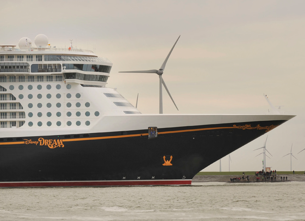 Father Who Jumped Off Disney Cruise Ship To Save 5-Year-Old Daughter Who Fell Overboard Hailed As A ‘Hero’