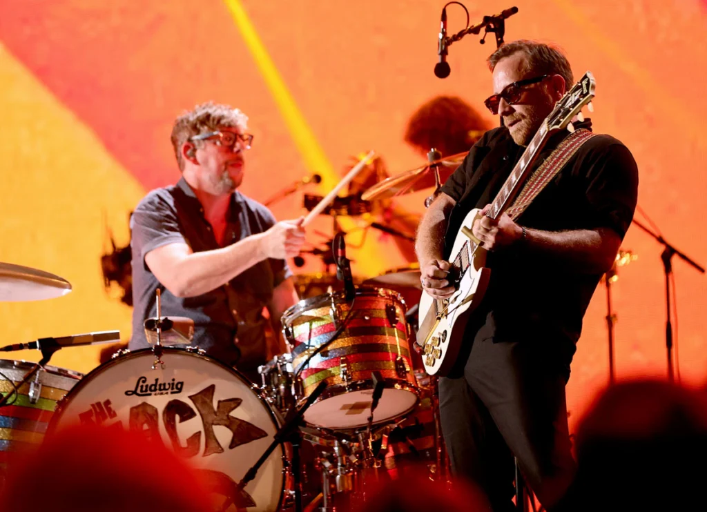 The Black Keys Begin Their 2025 ‘No Rain, No Flowers’ Tour – Setlist  & Ticket Info