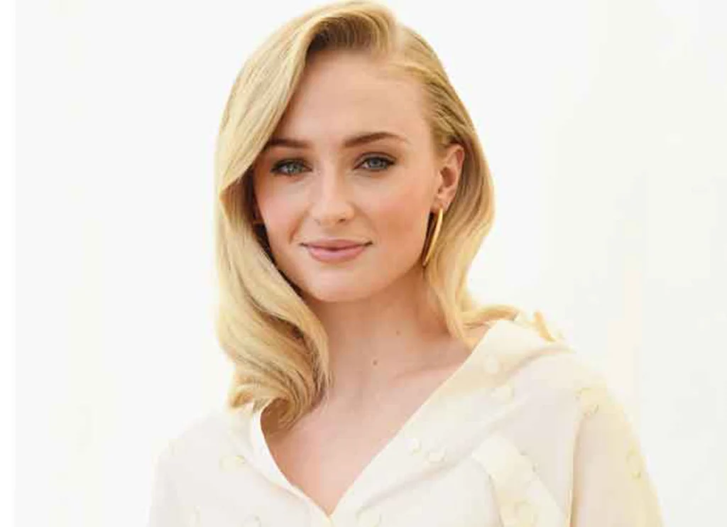 Sophie Turner Claps Back At ‘Sexist’ Comment Accusing Her Of ‘Forgetting’ Her Kids