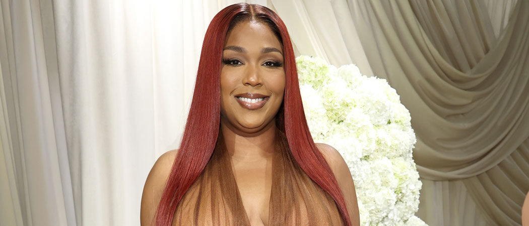 Lizzo Debuts New Look At N.Y. Fashion Week After Dramatic Weight Loss