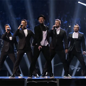 ‘NSYNC Reunites At 2013 MTV Video Music Awards With Justin Timberlake [VIDEO]