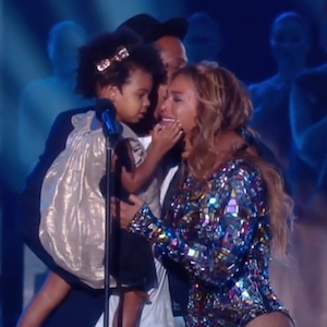 Blue Ivy Dances As Beyonce Performs, Steals The Show At The MTV VMAs
