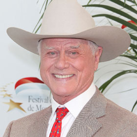 ‘Dallas’ Opens With Memorial To Larry Hagman, Ends With J.R. Ewing’s Funeral