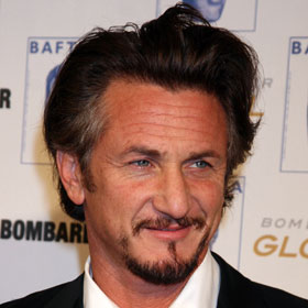 PHOTO: Sean Penn Goes Goth For 'This Must be The Place'