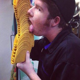 Taco Bell Employee Licks Taco Shells, Generates Viral Photo Sensation