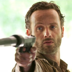 SPOILERS: 'Walking Dead' Offers A Break-in And Battles With 'Walkers'