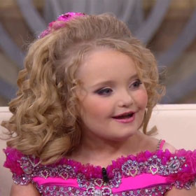 Honey Boo Boo Attacks Paparazzi … With Silly String