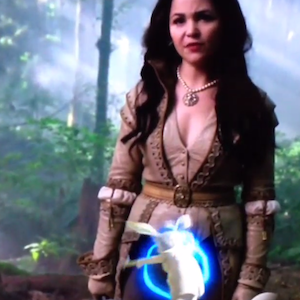 'Once Upon A Time' Promo Fail: White Rabbit Disappears In Snow White’s Crotch