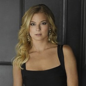 'Revenge' Season 3 Premiere Recap: Emily And Daniel Set A Date, Victoria And Emily Get Rid Of Ashley