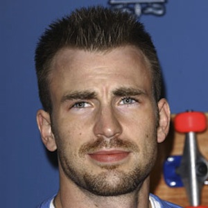 Chris Evans And Minka Kelly Split After One Year Of Dating