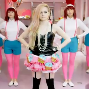 Avril Lavigne Says 'Hello Kitty' Music Video Isn't Racist