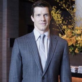 EXCLUSIVE: Eric Mabius: Parker Posey 'Inhabits Her Own Universe'