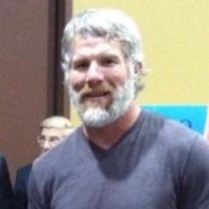 Brett Favre Is Bearded And Jacked In Retirement