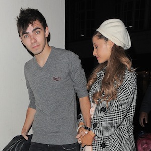 Ariana Grande & Nathan Sykes Dine Out