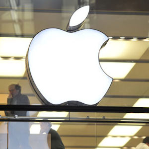 Apple Developing New iPhones With Curved Glass, Bigger Screens