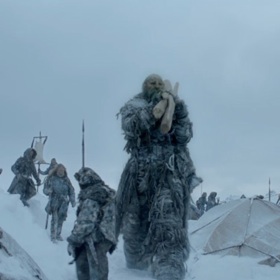 ‘Game of Thrones’ Season 3 Premiere Debuts Giants